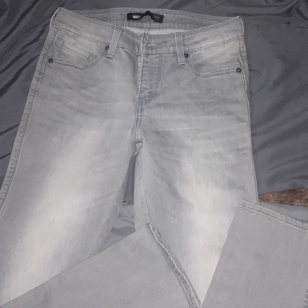 Levi's Women's 's Light Gray Slim Jeans